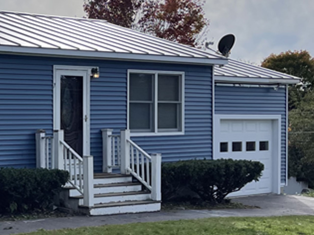 blue vinyl siding